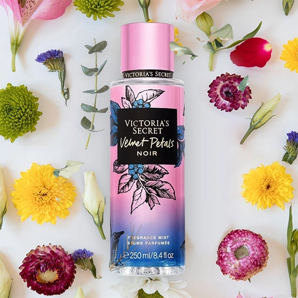 قیمت بادی اسپلش ویکتوریا سکرت مدل Velvet Petals Noir