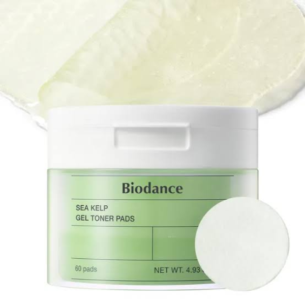 Toner pad for acne-prone skin